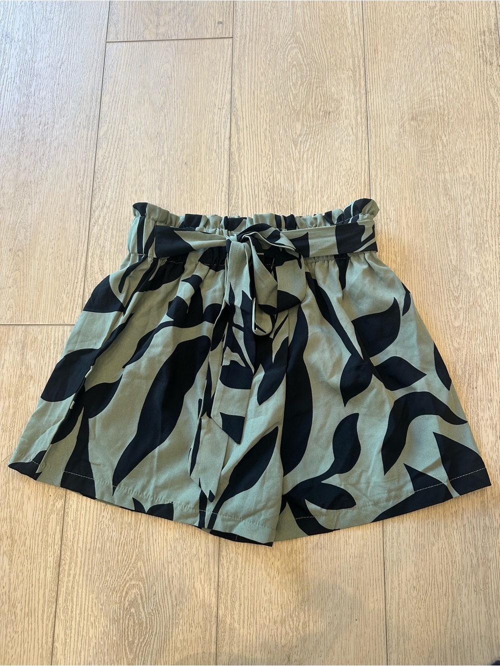 SHEIN Shorts Set - Picture 12 of 13